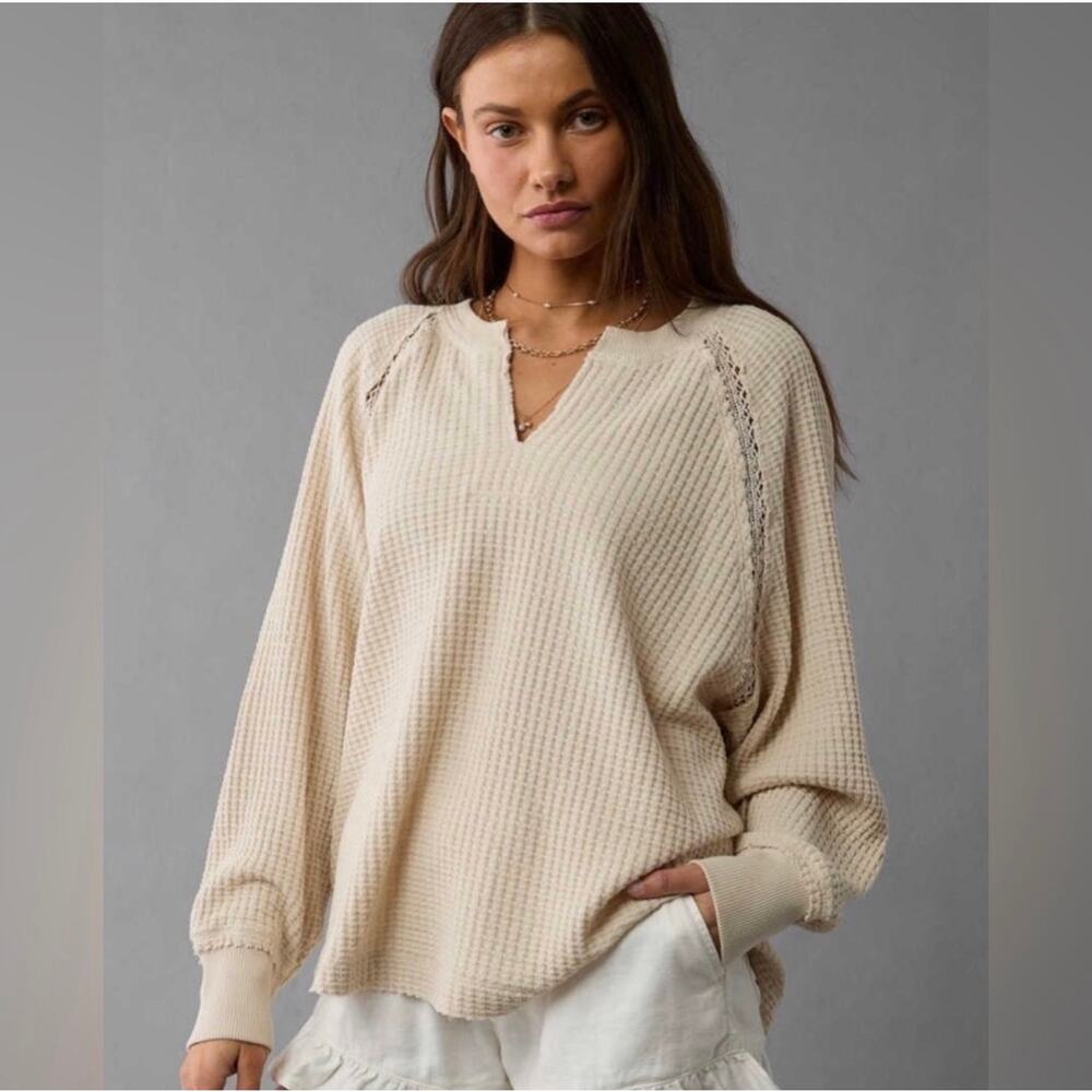 AE Big Women’s Hug Notch Neck Waffle Sweatshirt Latte SZ L